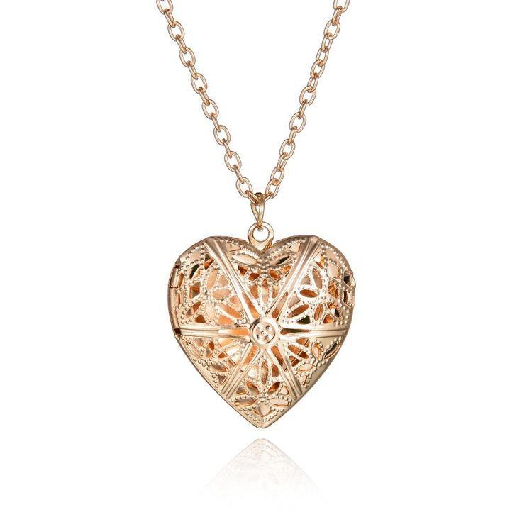 Heart design necklace